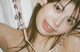 【水着画像】あどけなさの残る美人×ふんわり美乳で最強！！！ミスマガジン出身の20歳・松田実桜のグラビアがえちえちすぎるwwwwwww